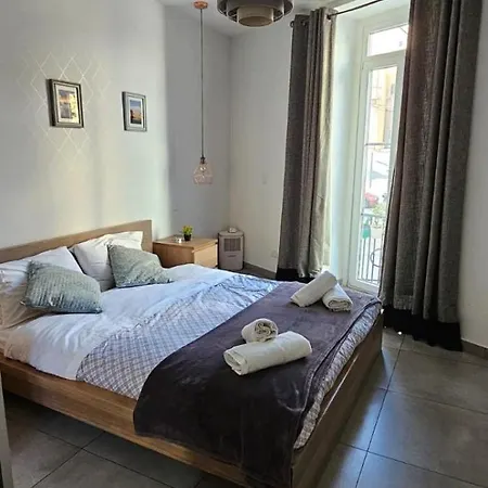 No.1 Apartment